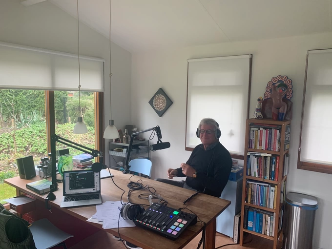 #1 Podcast Eigenwijz met als gast Henk Hofman